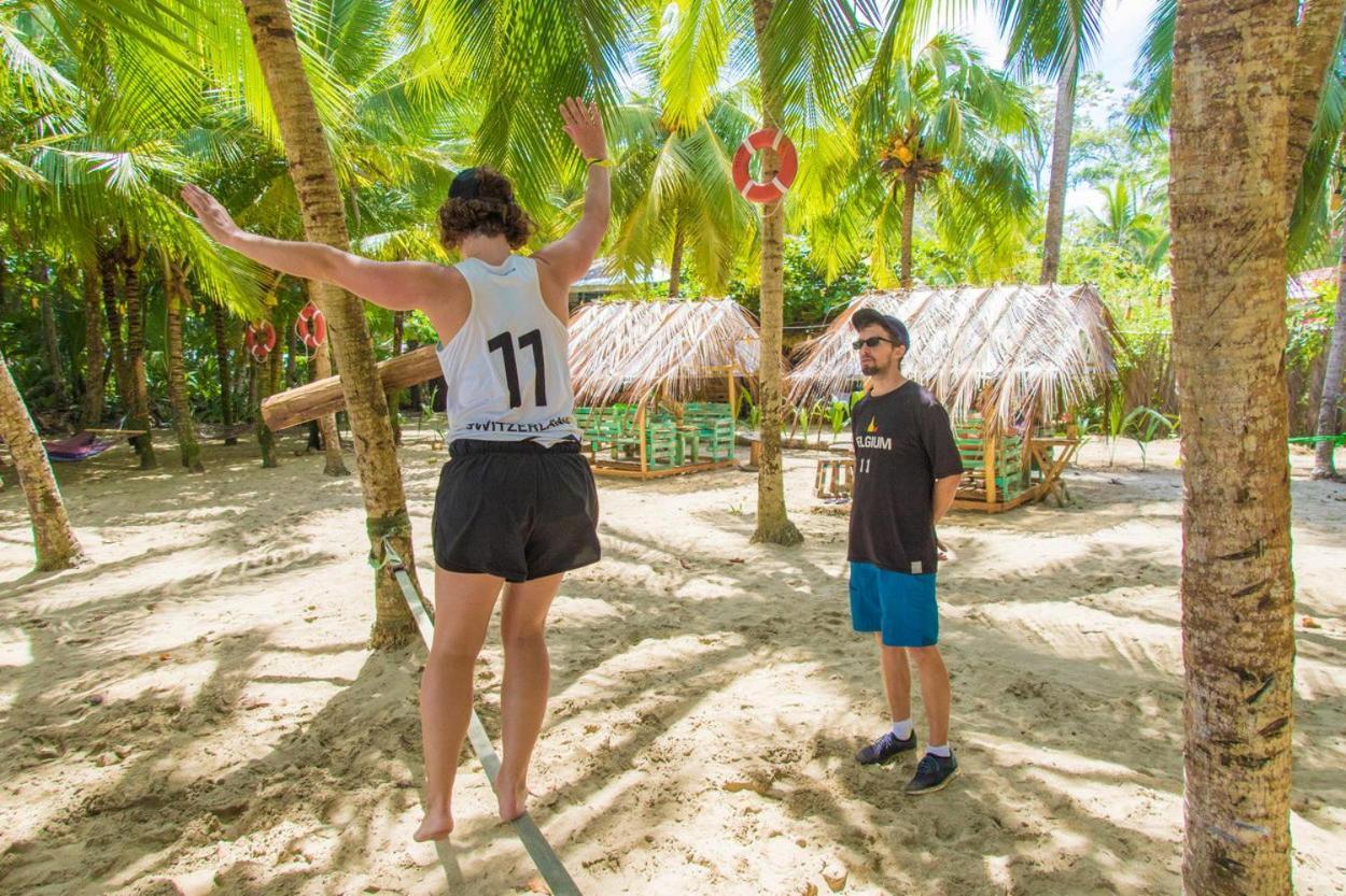 Playa 506 Beachfront Hostel Puerto Viejo de Talamanca المظهر الخارجي الصورة