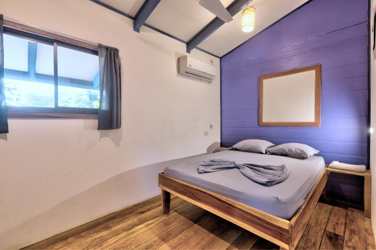 Playa 506 Beachfront Hostel Puerto Viejo de Talamanca المظهر الخارجي الصورة